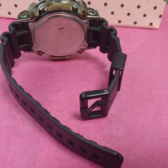 G shock rhinstone filled watch - Picture 4 of 8